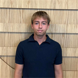 broker photo