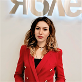 broker photo