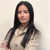 broker photo