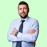 broker photo