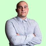 broker photo