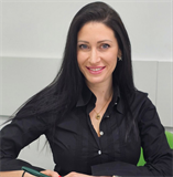 Боряна Трифонова, Эксперт отдела “Администрации“