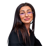 Vesela Borisova, Real estate agent