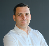 broker photo