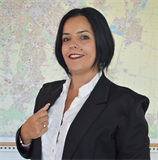 broker photo