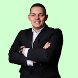 broker photo